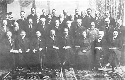 Perm culture activists at the opening of Perm University, 1916